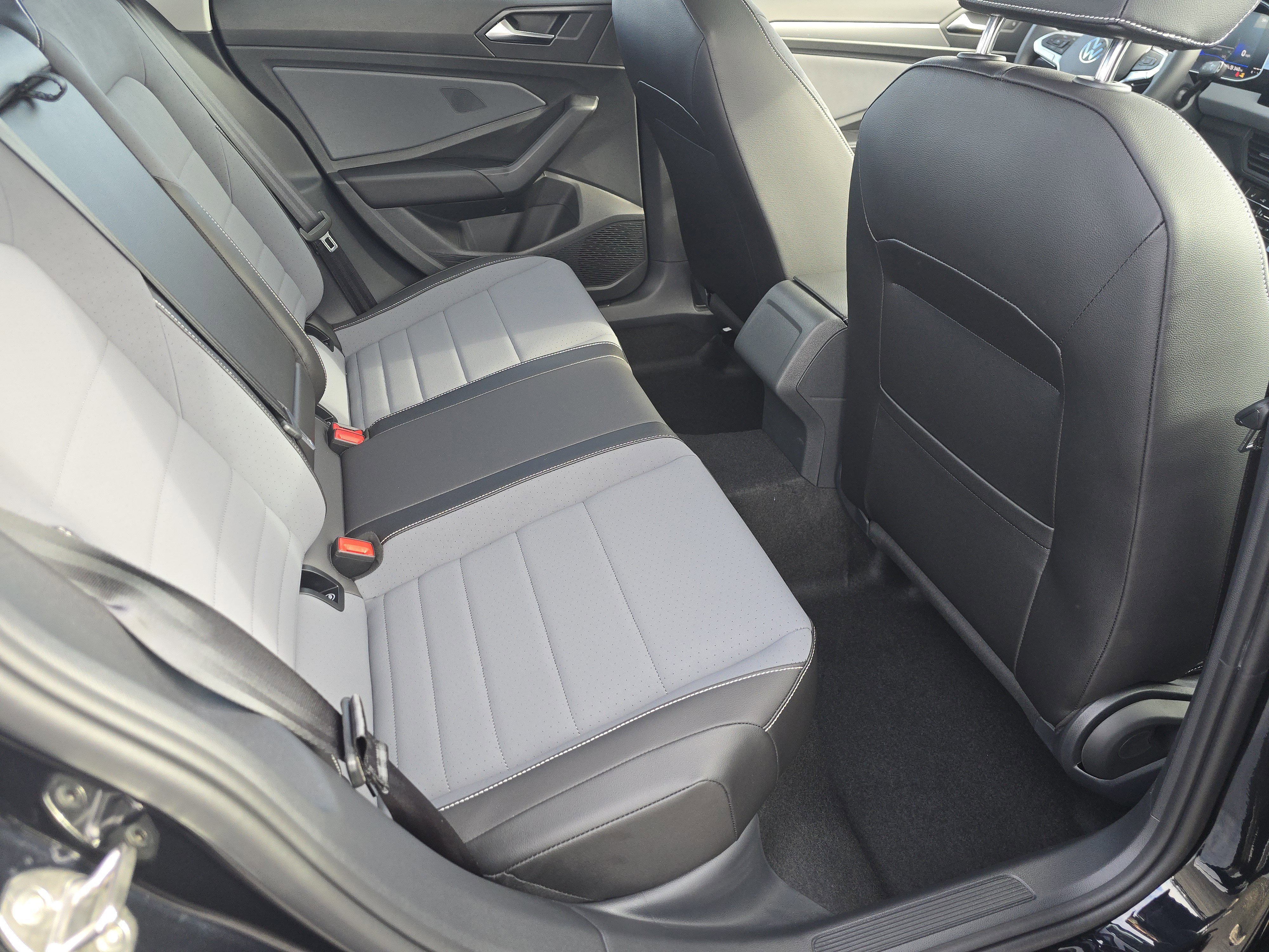 New 2026 Volkswagen Jetta SE image 17