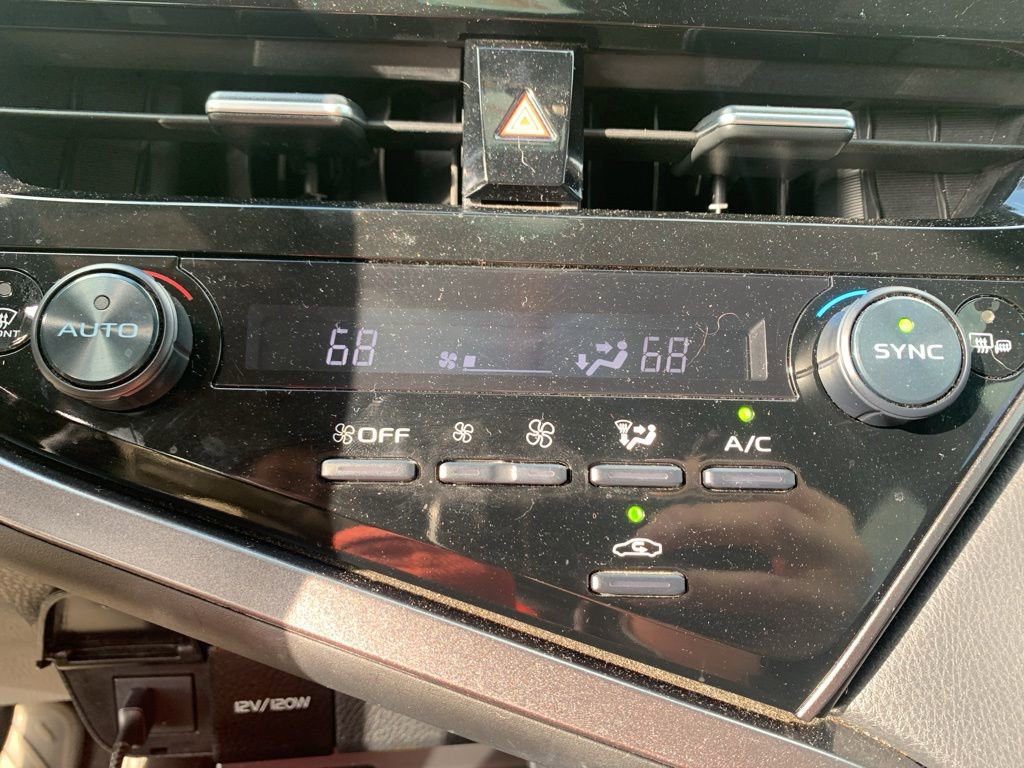 Used 2024 Toyota Camry XLE image 14