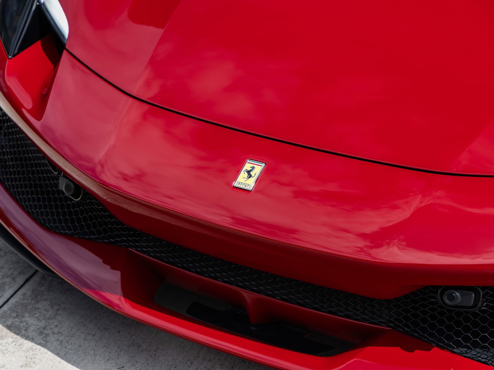 Used 2022 Ferrari 296 GTB RWD image 19