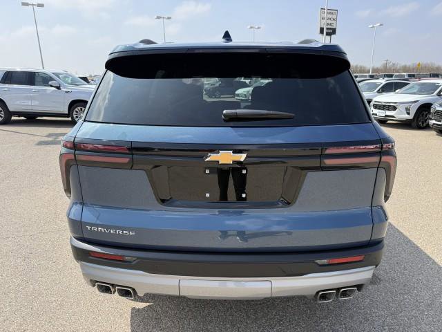 New 2026 Chevrolet Traverse LT image 8