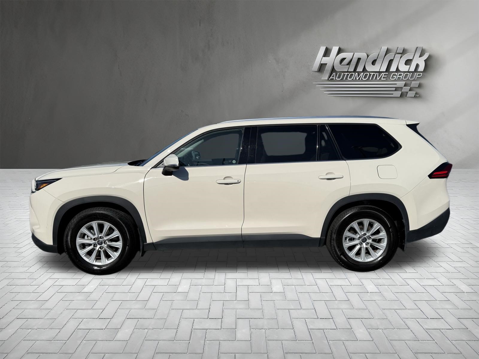 Used 2024 Toyota Grand Highlander FWD image 7
