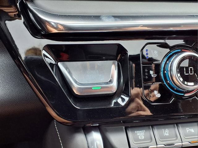 New 2026 GMC Sierra 2500 Denali Ultimate AWD/4WD image 16
