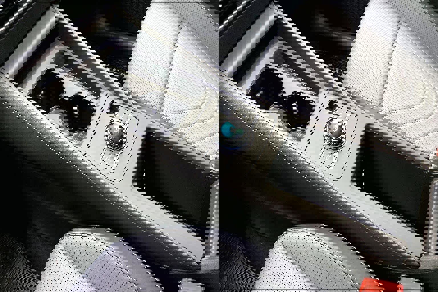 New 2026 Volkswagen Tiguan SE image 10