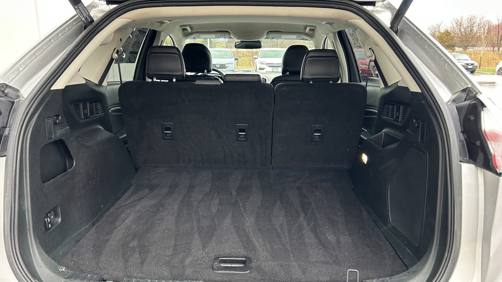 Used 2019 Ford Edge Titanium w/ Cold Weather Package image 15