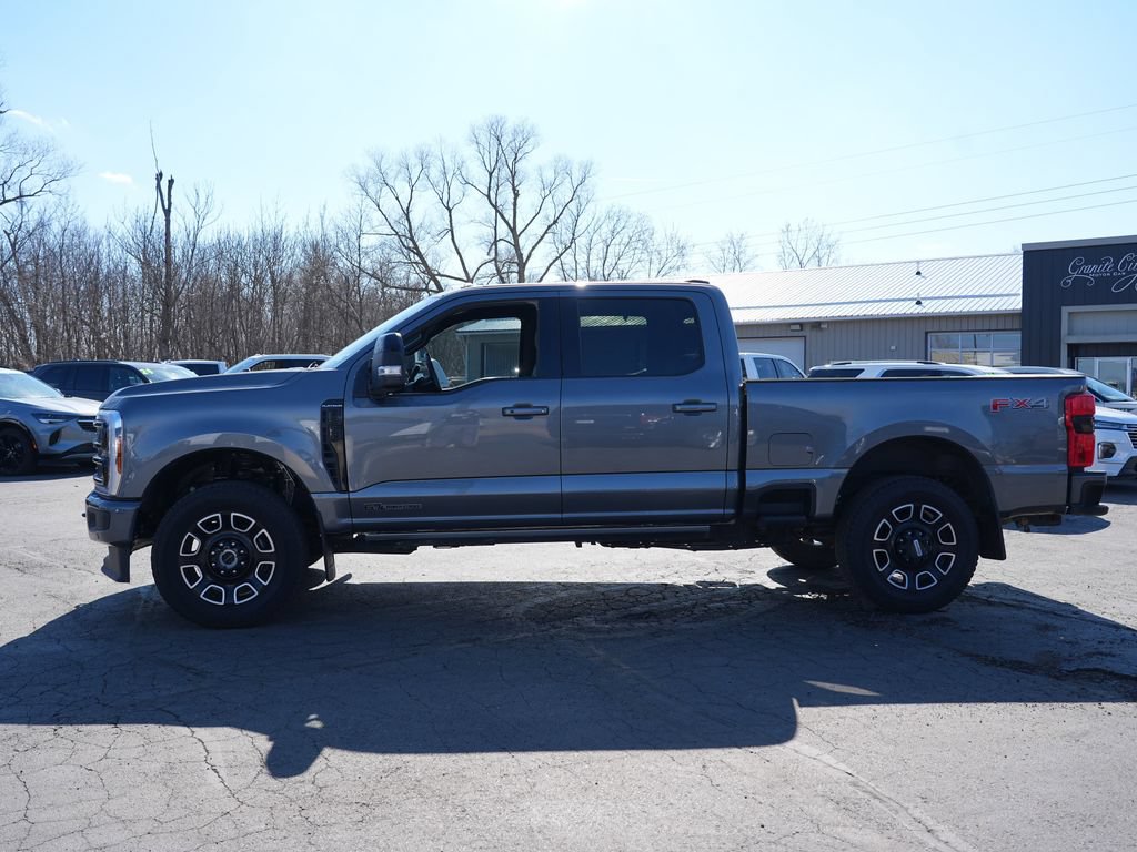 Used 2025 Ford F350 Platinum w/ FX4 Off-Road Package AWD/4WD image 6