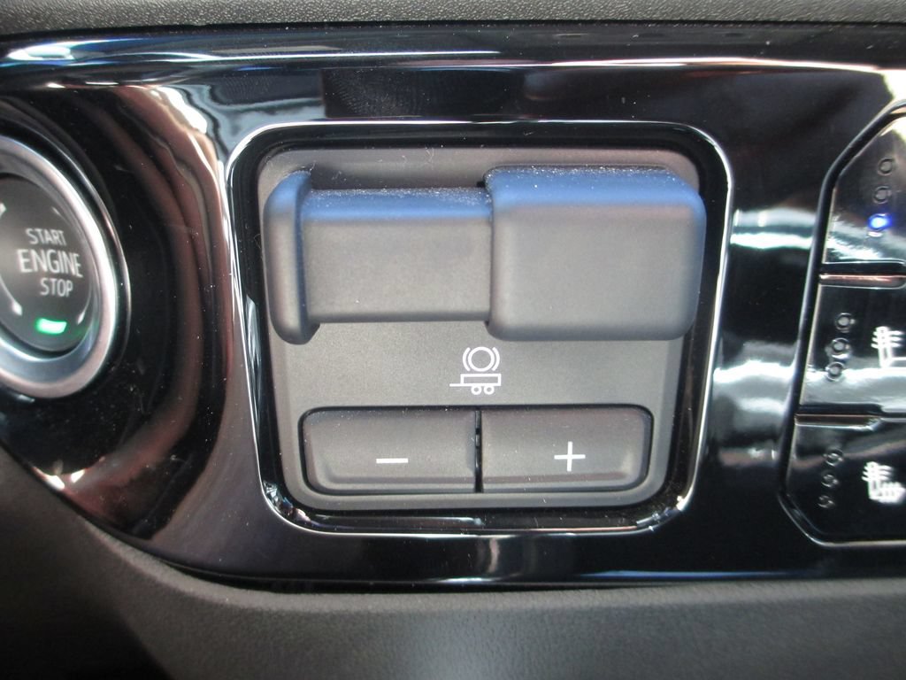 Certified 2025 Chevrolet Silverado 3500 LTZ w/ LTZ Plus Package AWD/4WD image 19