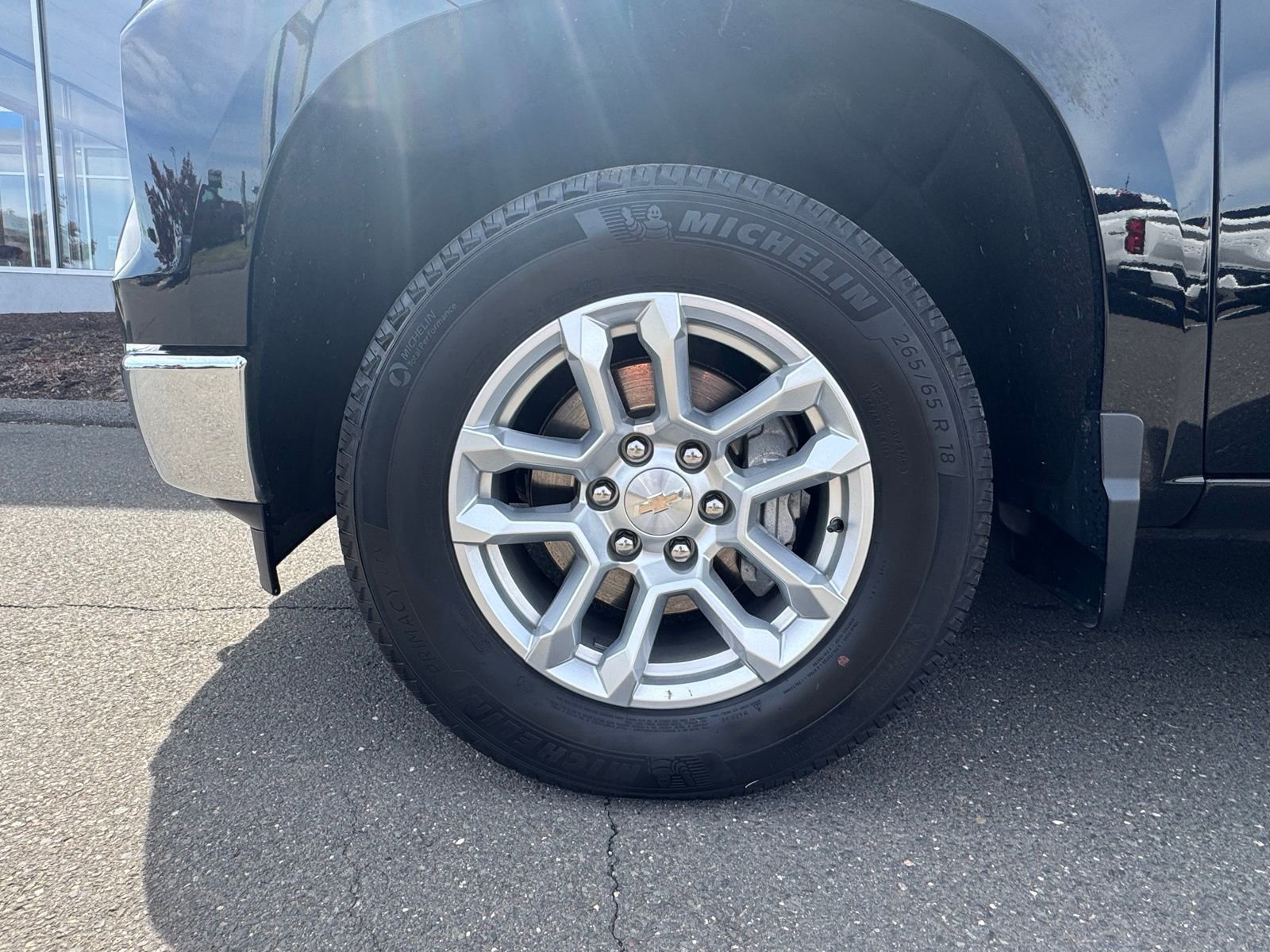 Used 2023 Chevrolet Silverado 1500 LT AWD/4WD image 11