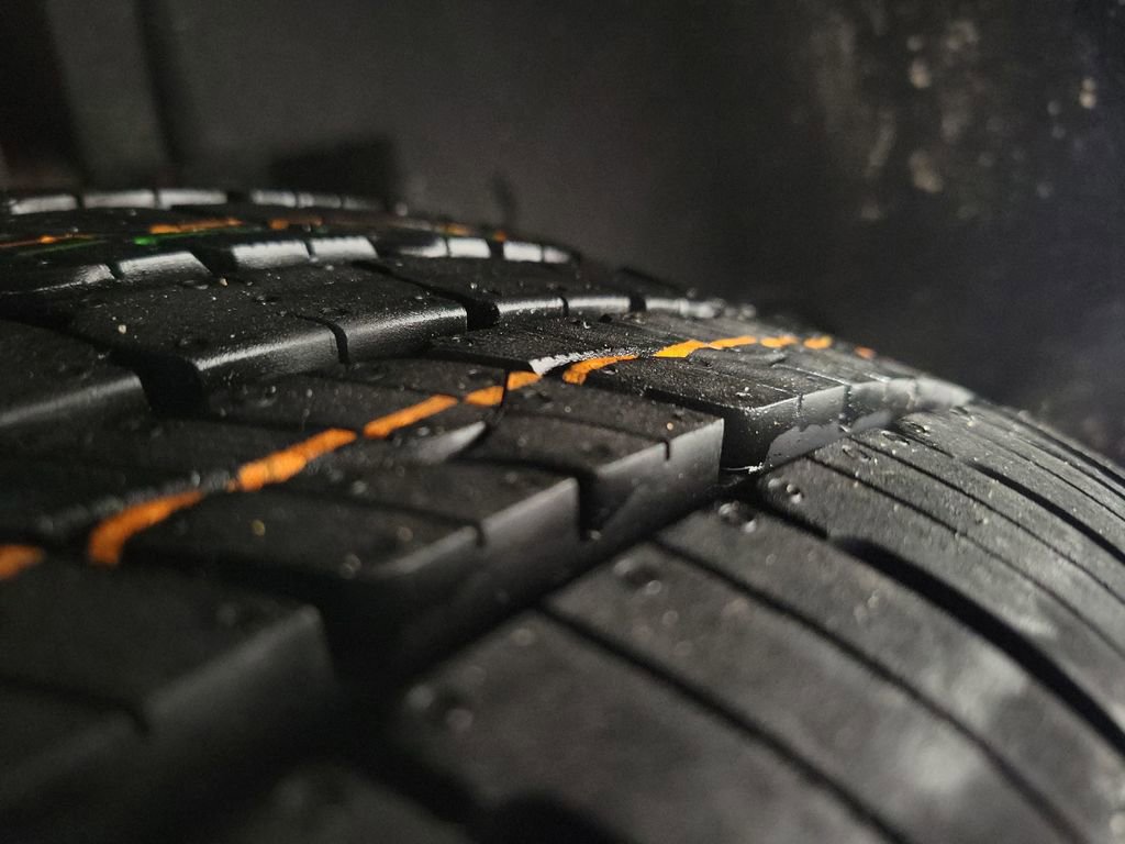 Used 2023 Buick Encore GX Select w/ Safety Package II image 11