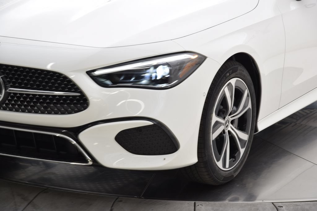 New 2027 Mercedes-Benz CLE 300 4MATIC Coupe image 11