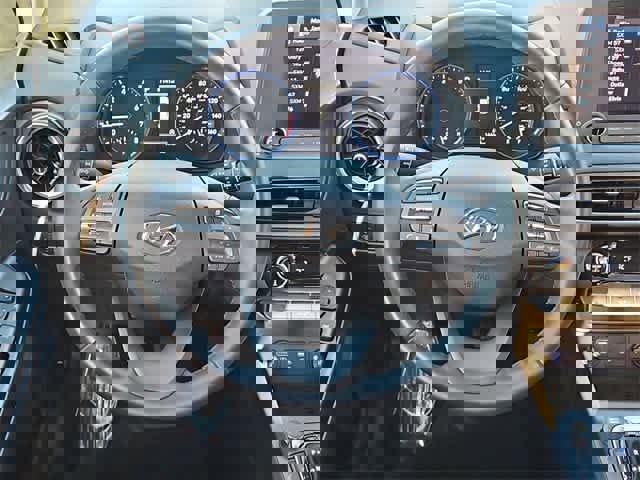 Certified 2022 Hyundai Kona SEL w/ Convenience Package image 22