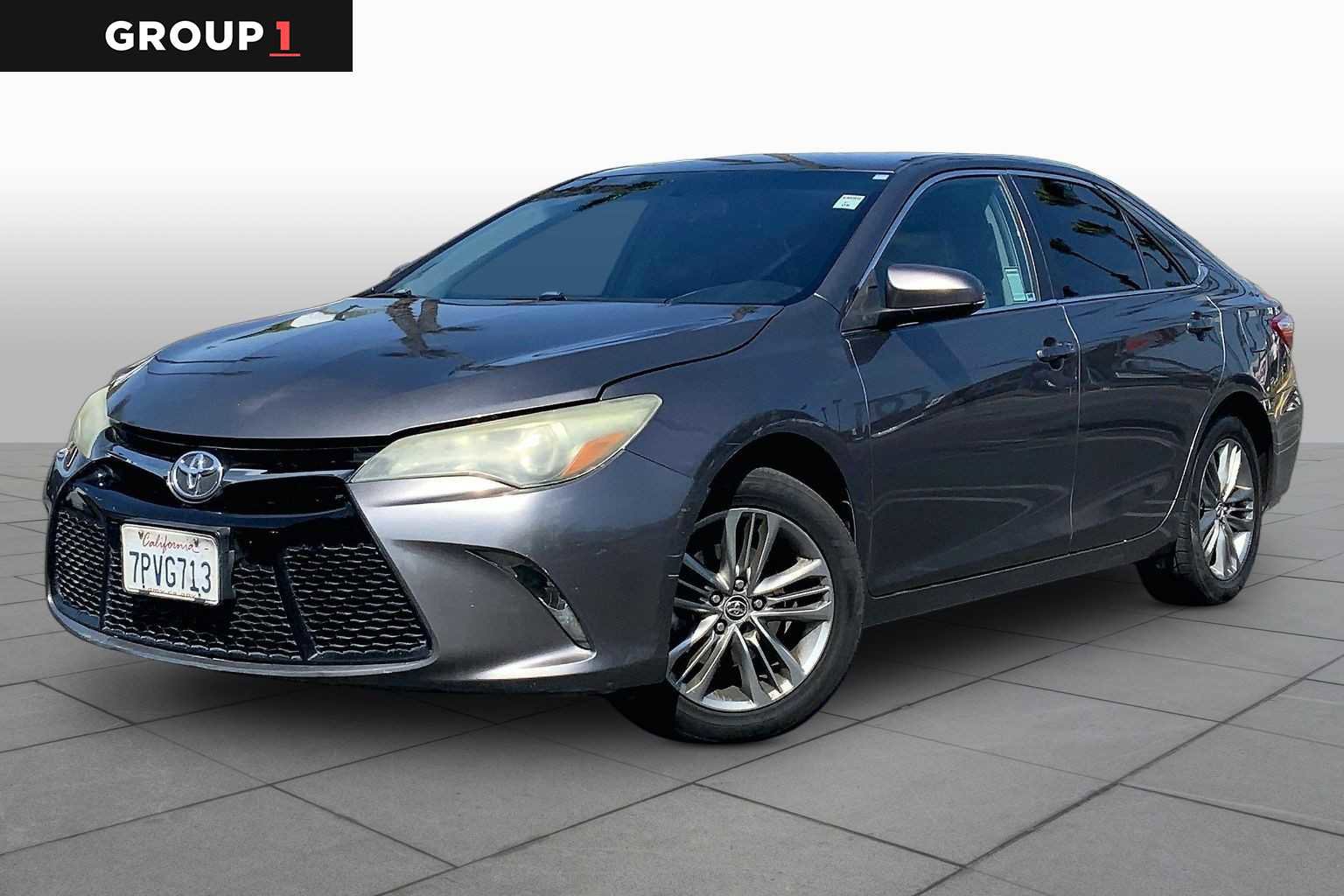 Used 2016 Toyota Camry SE FWD video 1