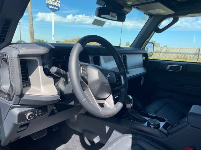 New 2026 Ford Bronco Outer Banks w/ Sasquatch Package AWD/4WD image 9