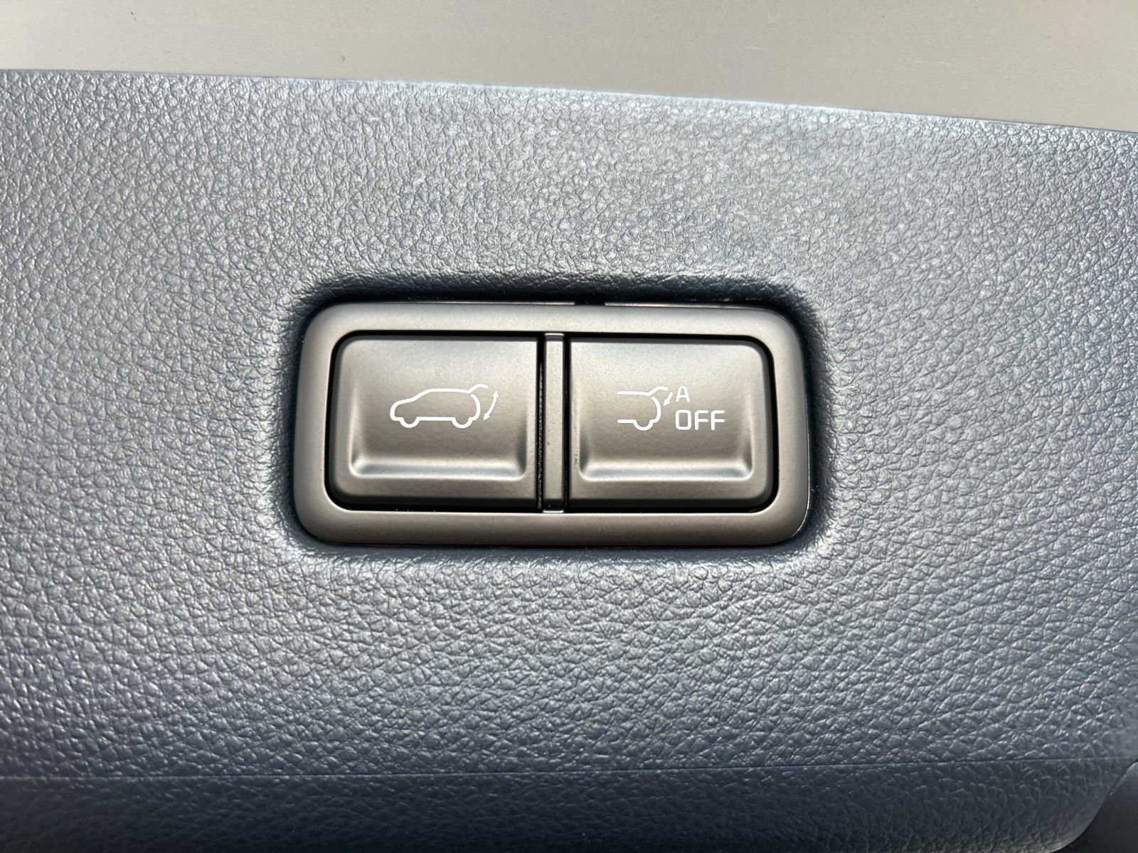 New 2026 Kia Carnival EX image 14