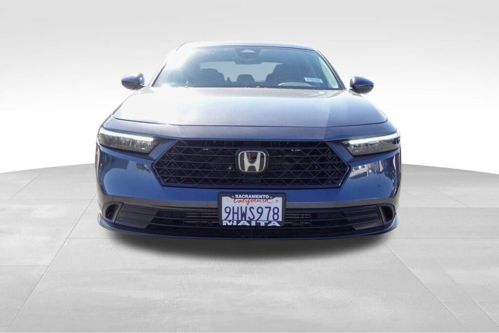 Used 2023 Honda Accord LX image 9