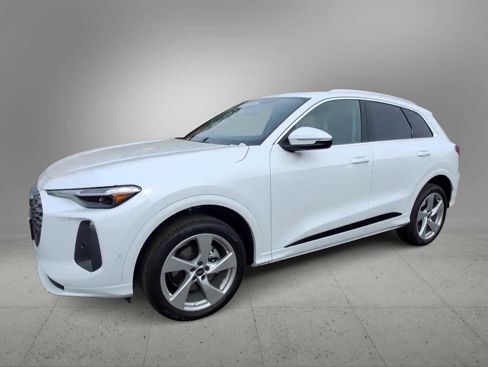 New 2025 Audi Q5 Premium Plus image 5