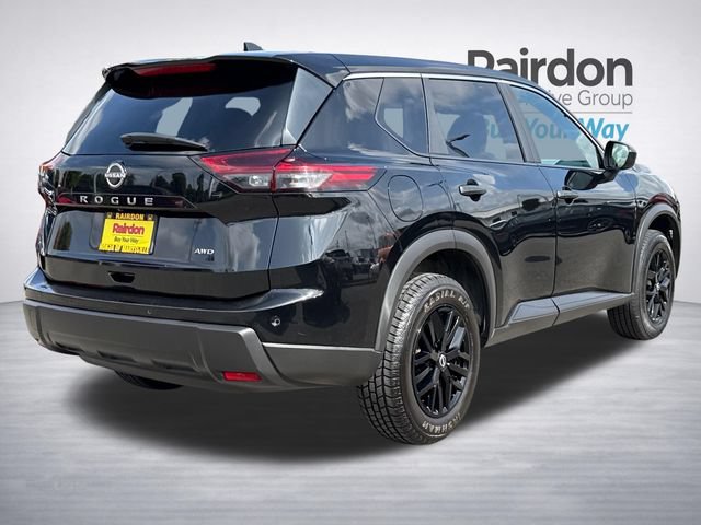 Used 2024 Nissan Rogue S AWD/4WD image 7