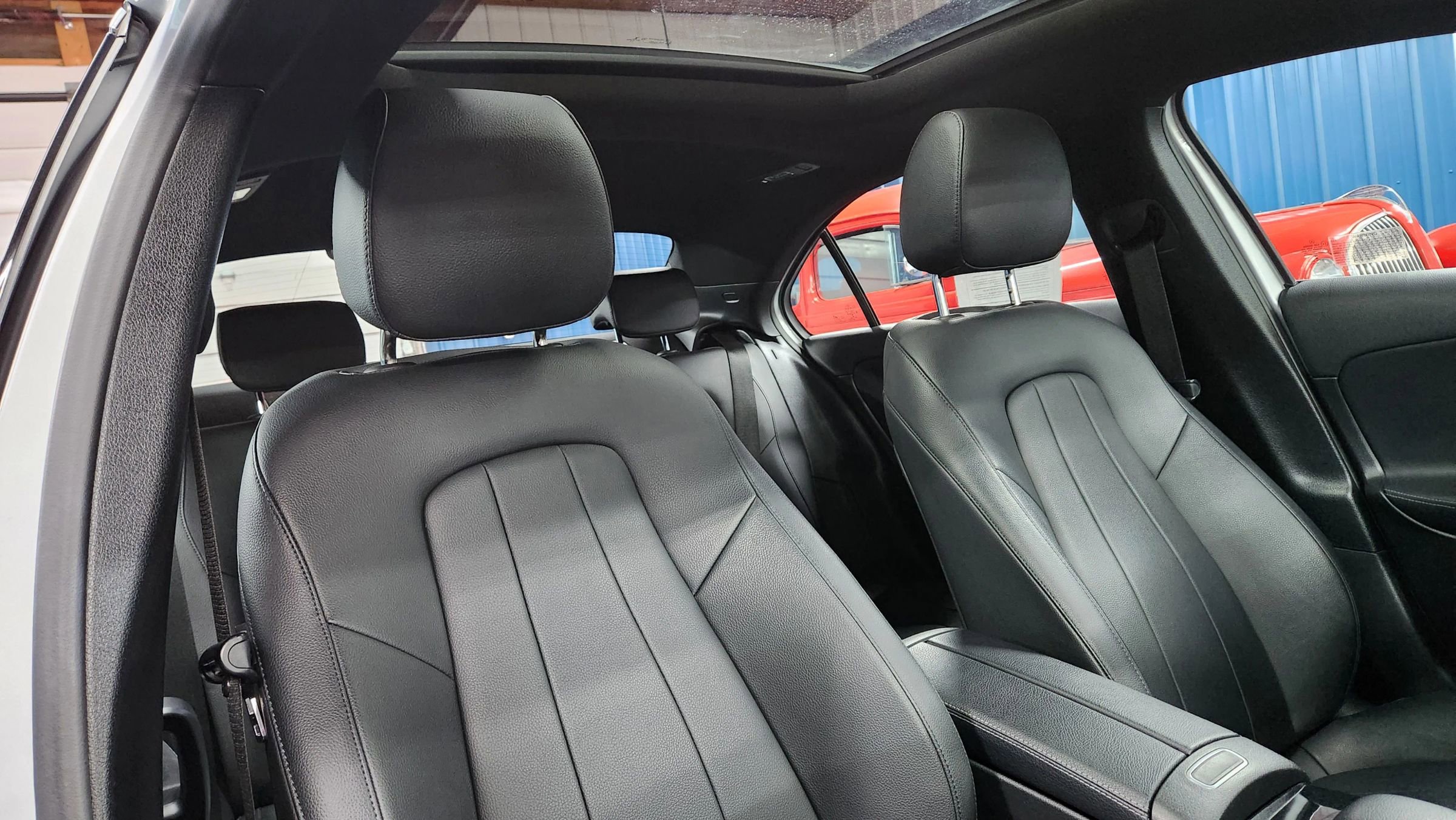 Used 2020 Mercedes-Benz A 220 4MATIC w/ Premium Package image 17