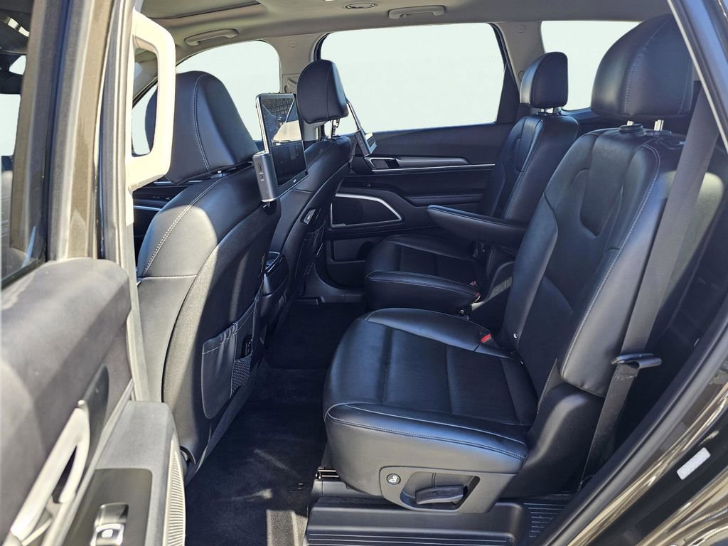 Used 2022 Kia Telluride S image 33