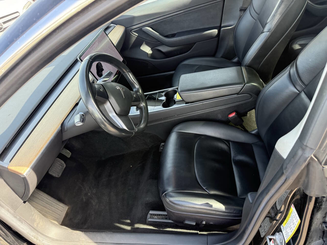 Used 2018 Tesla Model 3 image 19