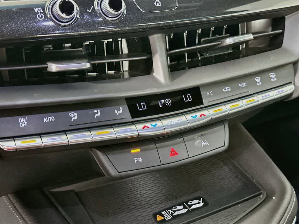 Used 2023 Cadillac CT4 Luxury RWD image 18