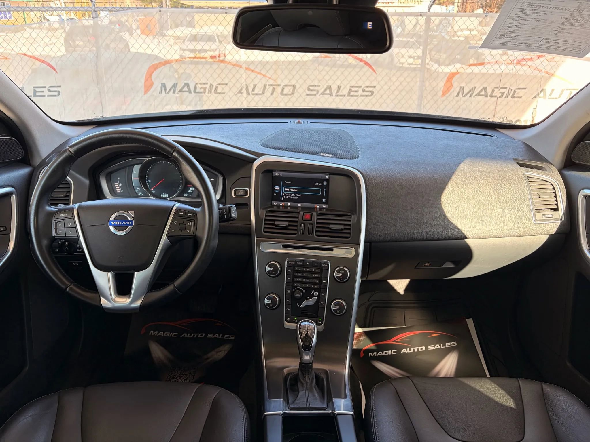 Used 2015 Volvo XC60 3.2 Platinum image 27