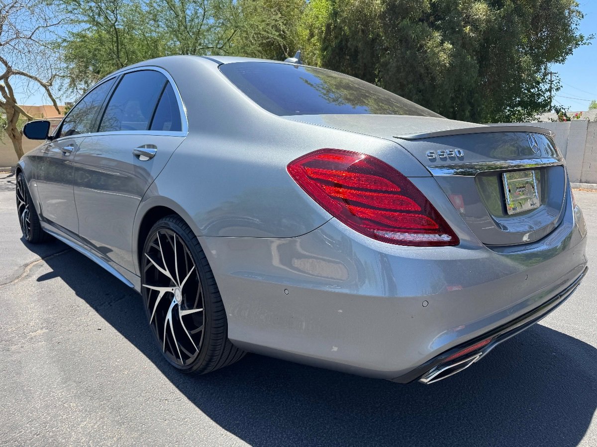 Used 2015 Mercedes-Benz S 550 Sedan w/ Sport Package image 9