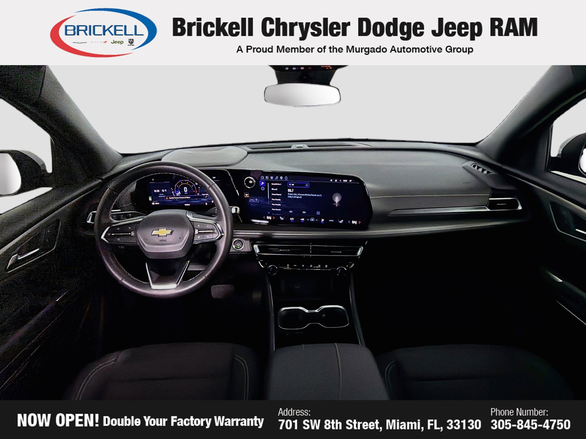 Used 2026 Chevrolet Traverse LT FWD image 16