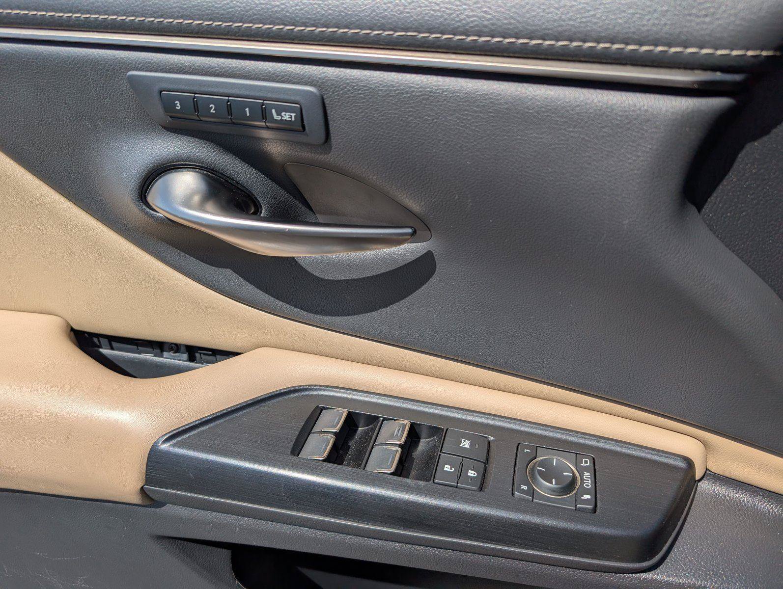 Used 2021 Lexus ES 350 w/ Premium Package FWD image 14