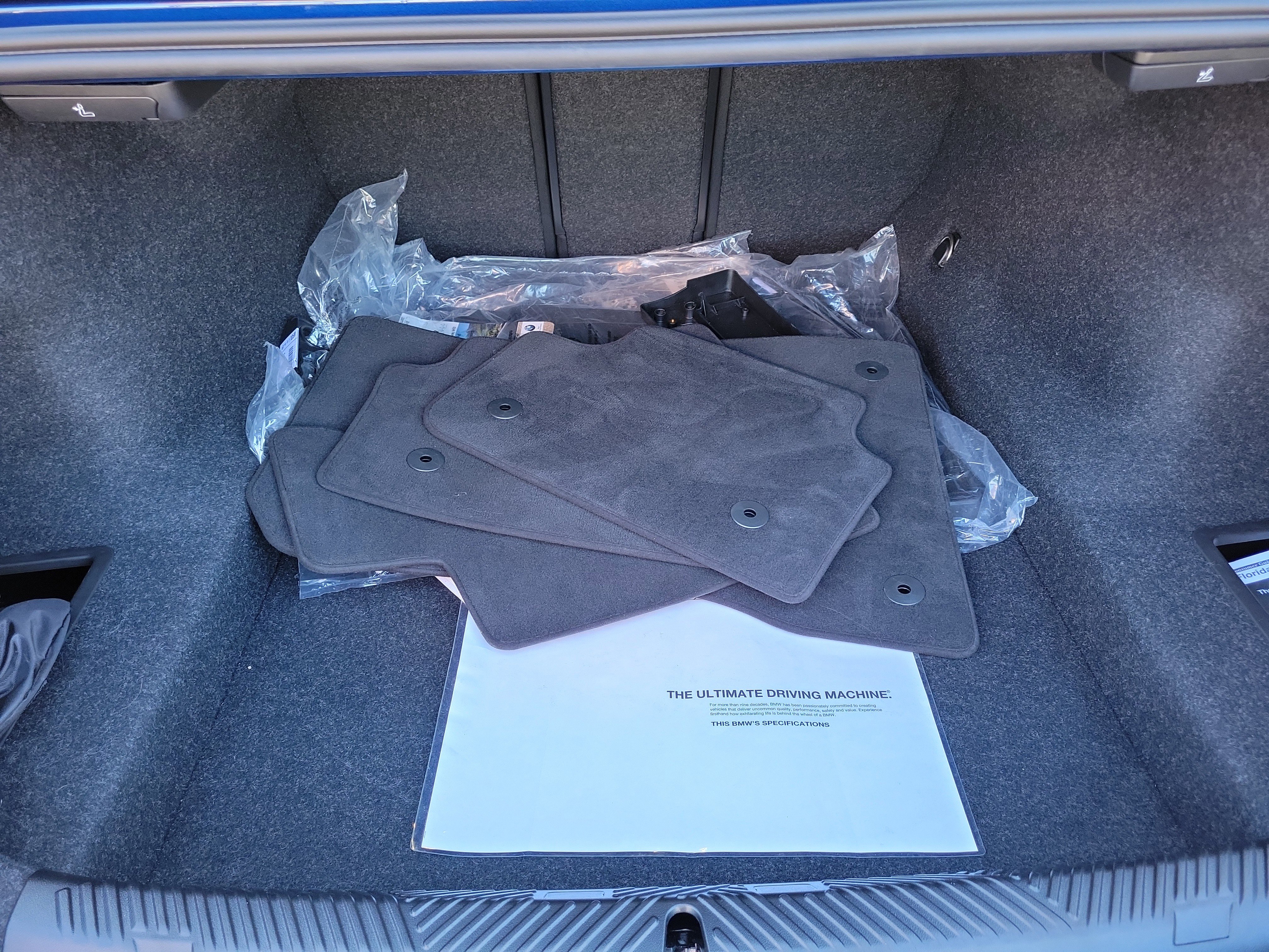 Used 2026 BMW 530i w/ M Sport Package image 7