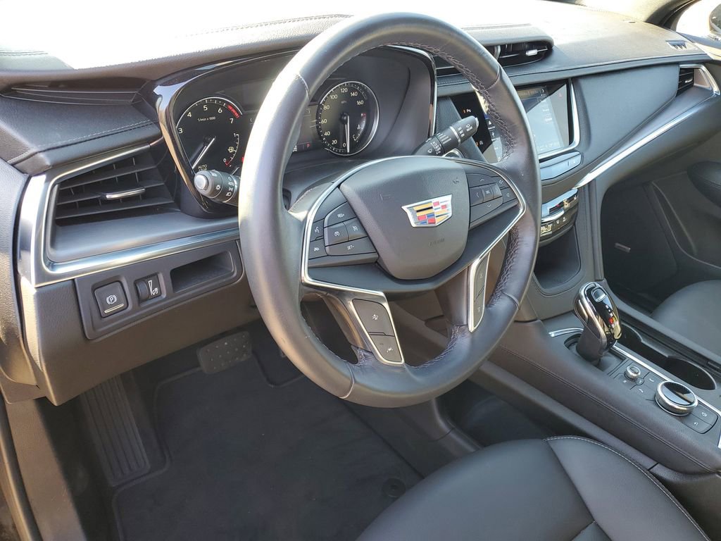 Used 2023 Cadillac XT5 Luxury image 7