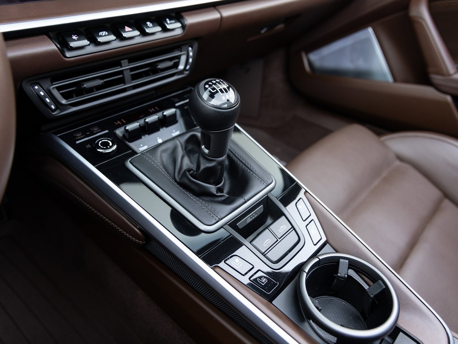 Used 2024 Porsche 911 Targa 4S w/ Premium Package image 19