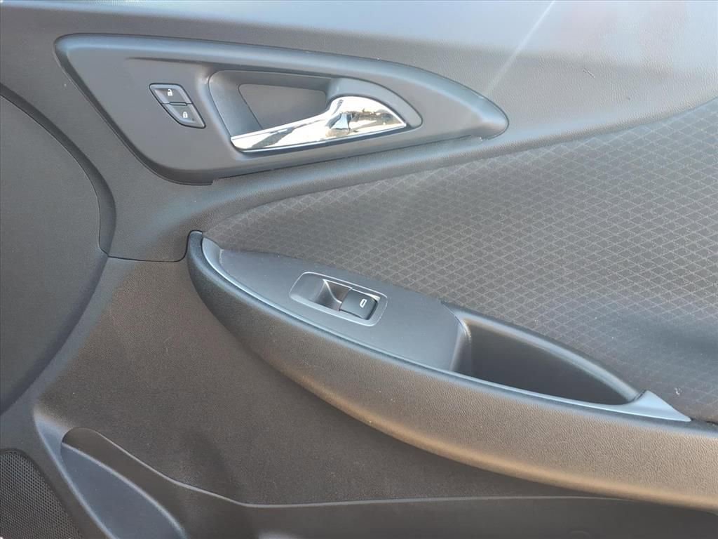 Used 2024 Chevrolet Malibu LT image 9