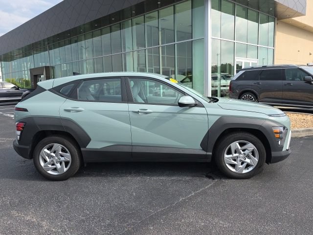 Certified 2025 Hyundai Kona SE FWD image 18