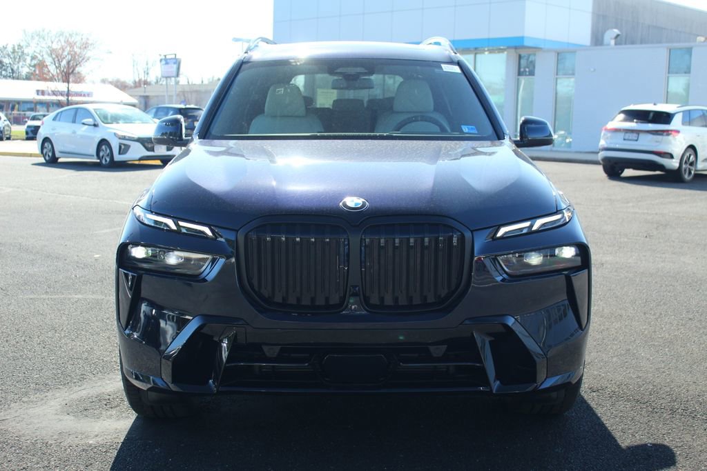 Used 2026 BMW X7 xDrive40i AWD/4WD image 2