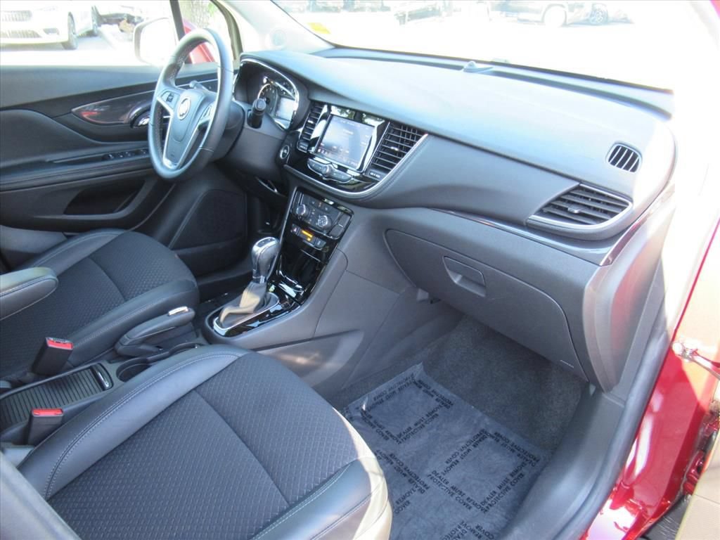 Used 2022 Buick Encore Preferred w/ Safety Package FWD image 10