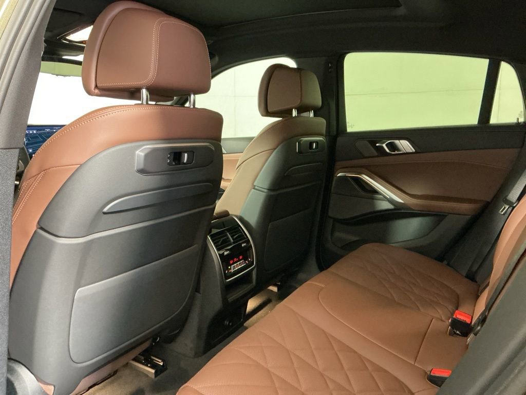 New 2026 BMW X6 xDrive40i AWD/4WD image 25