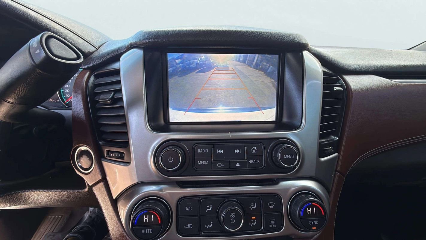 Used 2016 Chevrolet Suburban LTZ image 12