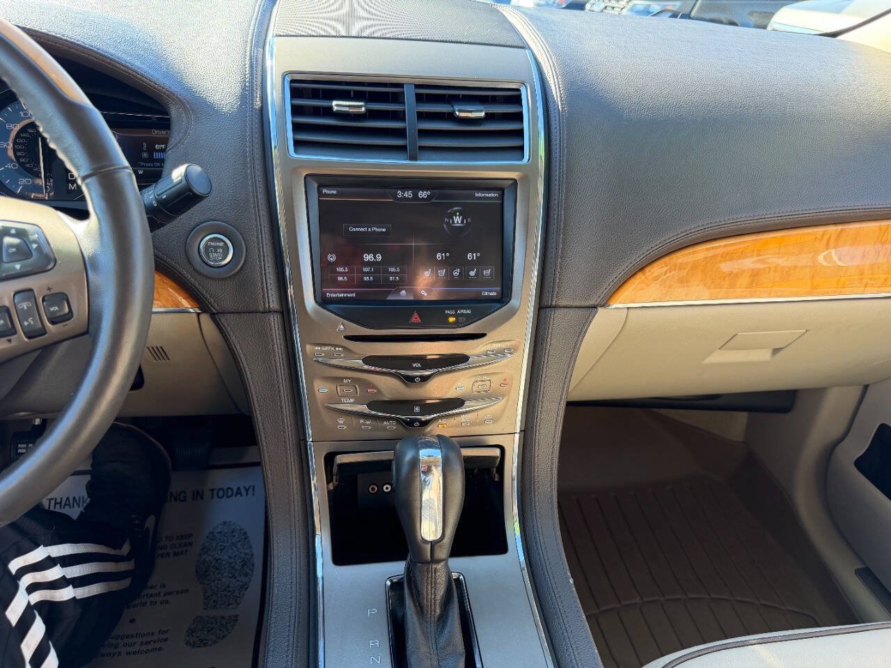 Used 2012 Lincoln MKX AWD image 14