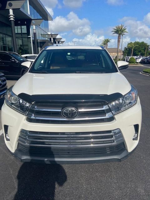 Used 2019 Toyota Highlander Limited image 2