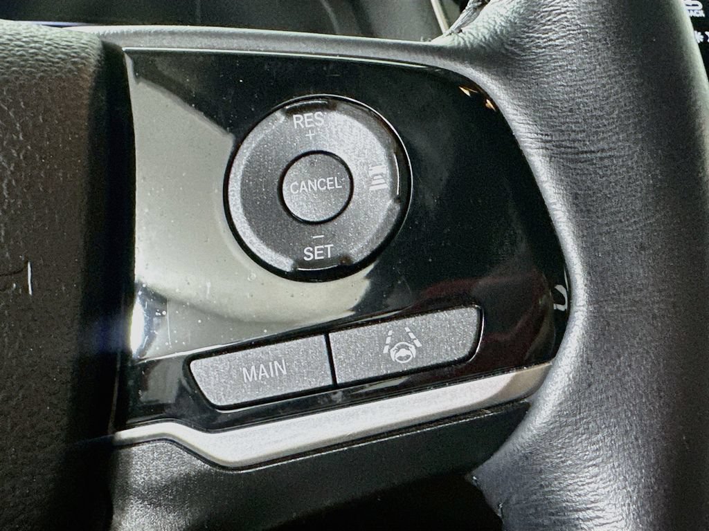 Used 2021 Honda Pilot Touring image 25