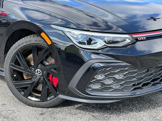 Used 2022 Volkswagen GTI SE image 10