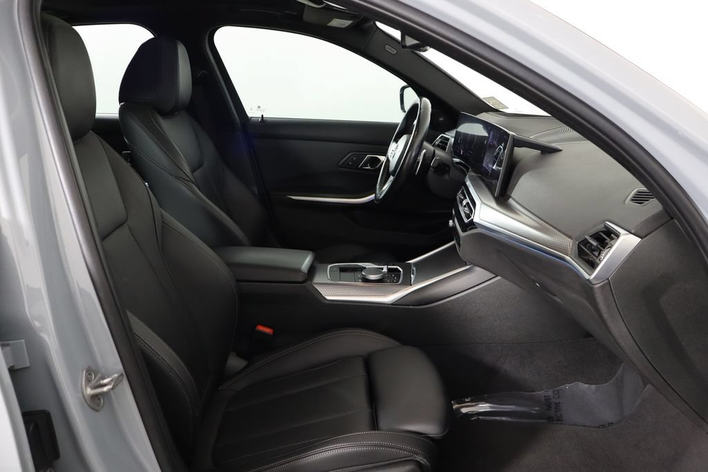 Used 2024 BMW 330i Sedan w/ M Sport Package RWD image 18