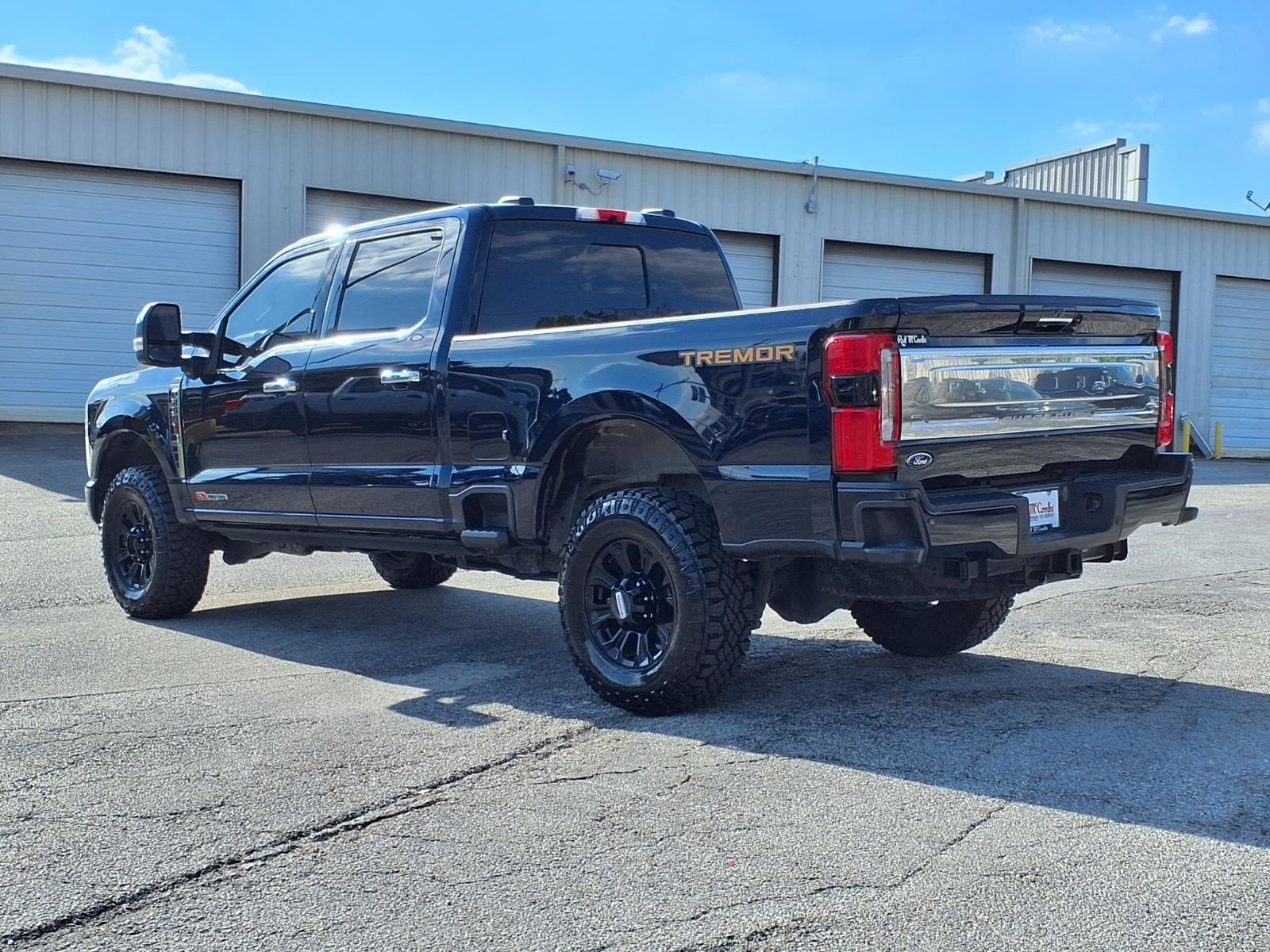 Certified 2024 Ford F250 Platinum w/ Tremor Off-Road Package AWD/4WD image 7