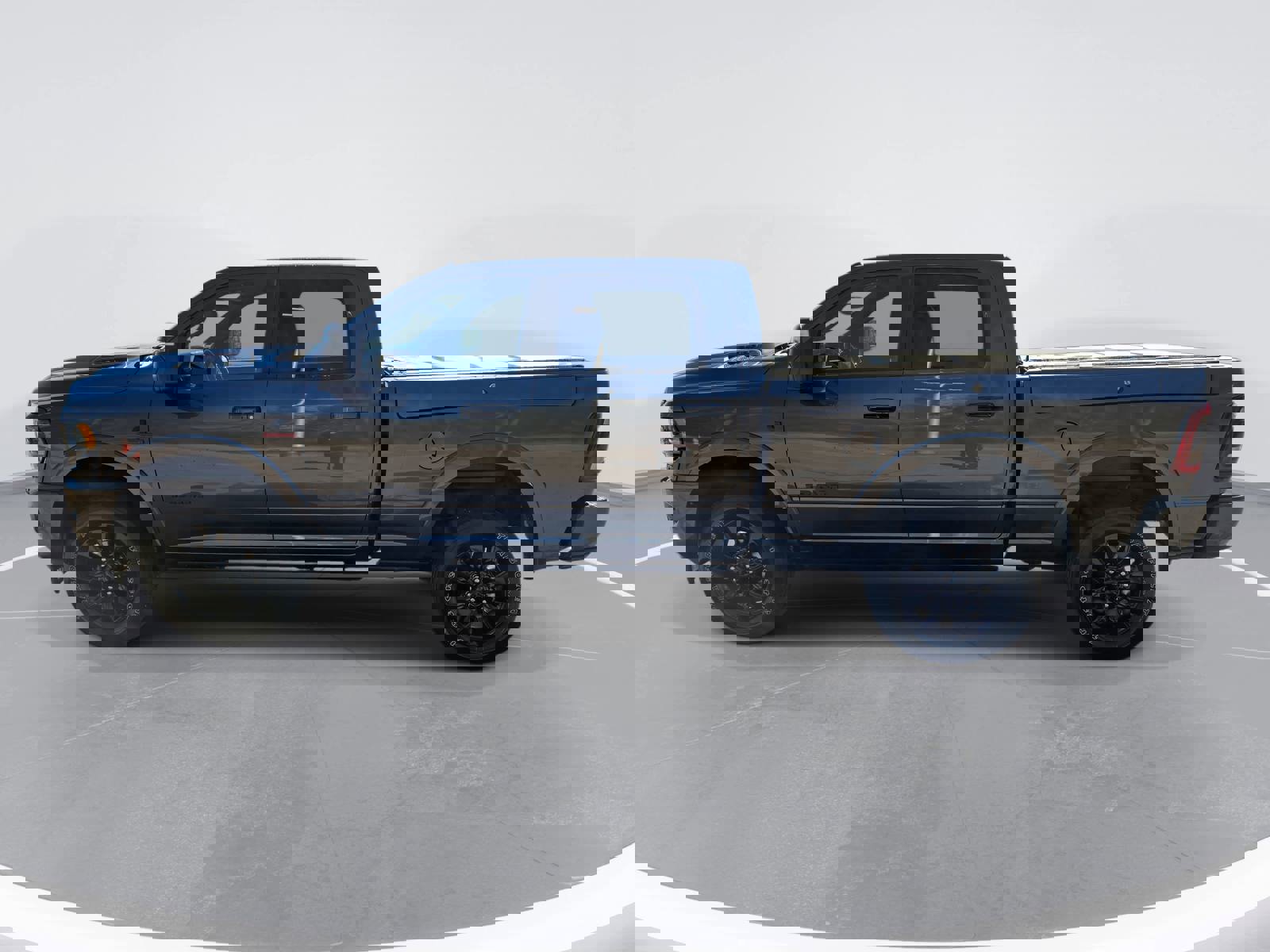 Used 2024 RAM 2500 Limited image 8