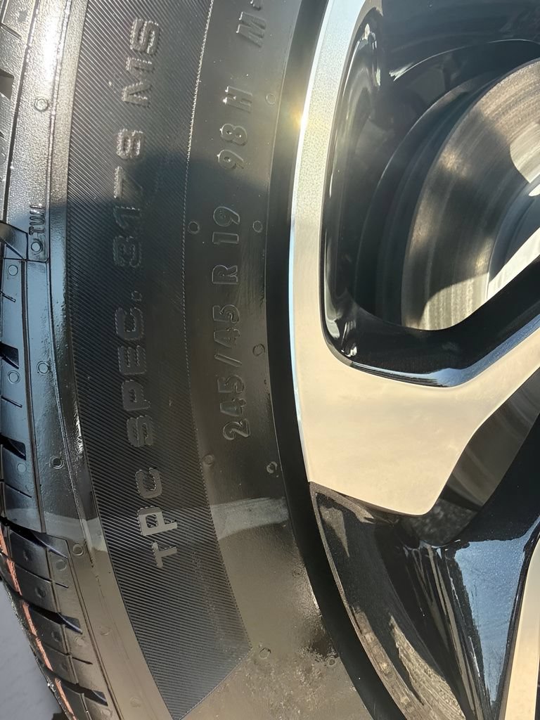 New 2026 Chevrolet Trax RS w/ Sunroof Package FWD image 35