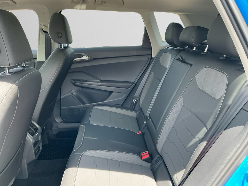 New 2026 Volkswagen Taos SE AWD/4WD image 13