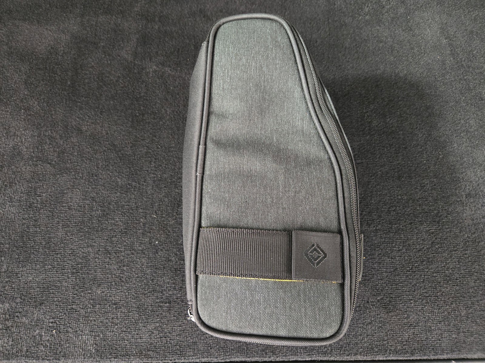 Used 2024 Rivian R1S Adventure image 34
