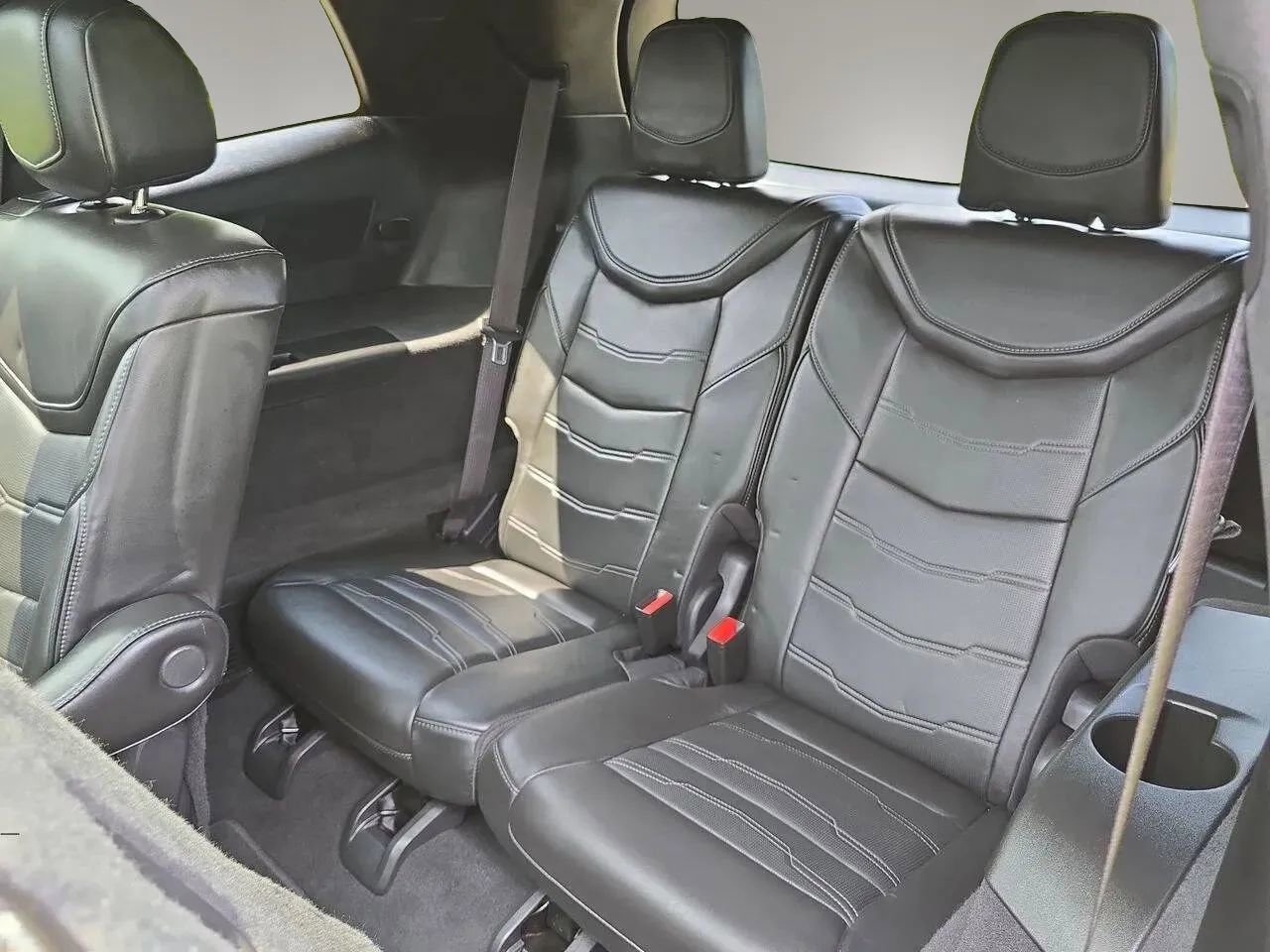 Used 2023 Cadillac XT6 Premium Luxury w/ Platinum Package AWD/4WD image 25