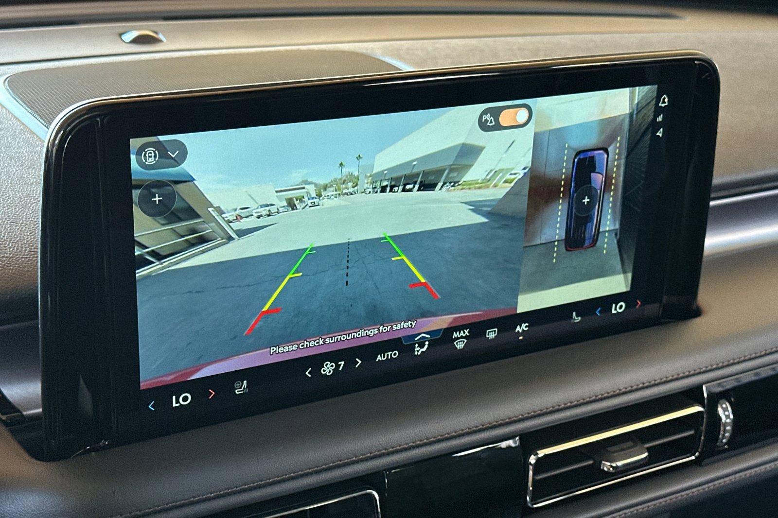 New 2026 Lincoln Aviator 2WD w/ Jet Appearance Package image 20