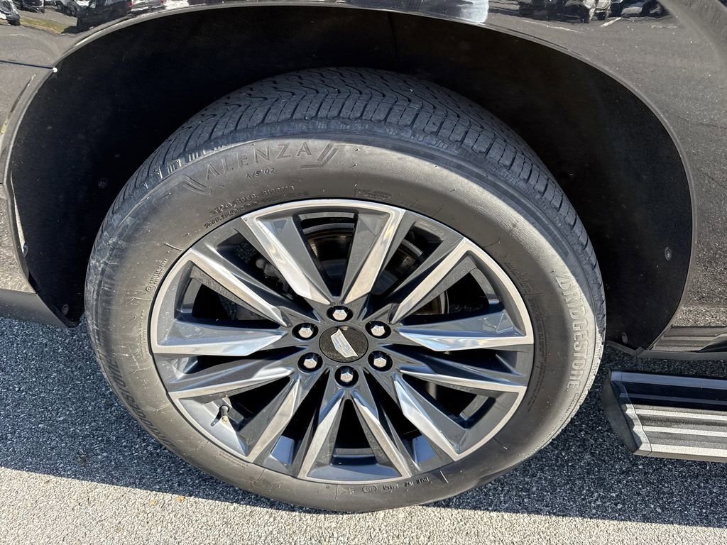 Used 2022 Cadillac Escalade ESV Sport w/ Touring Package image 17